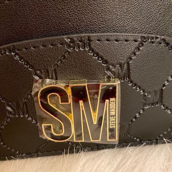 NWT Steve Madden BBasic Black Card Case - Picture 4 of 7